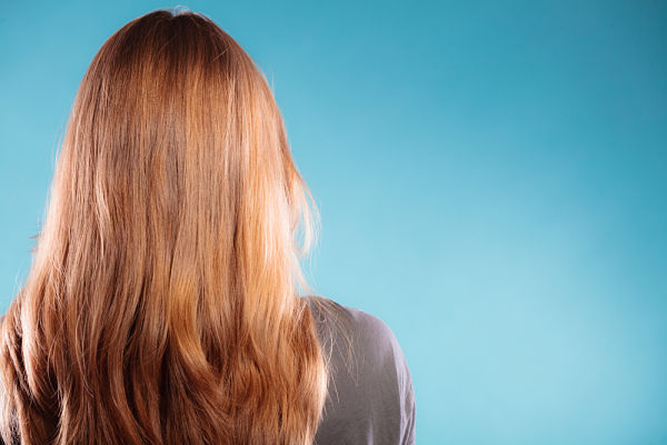 Imagen de mujer con Sistema de Integración Capilar personalizado