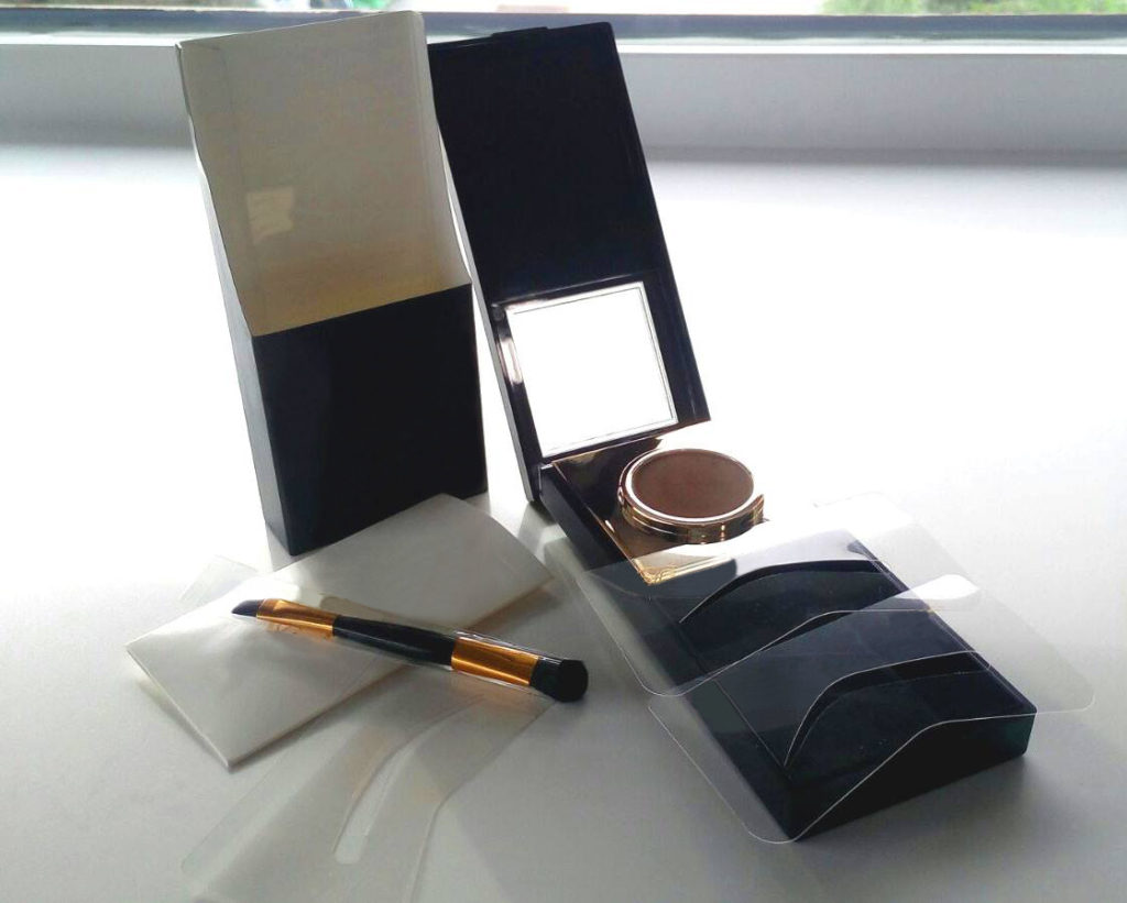 Imagen kit de maquillaje de cejas semi-permanente