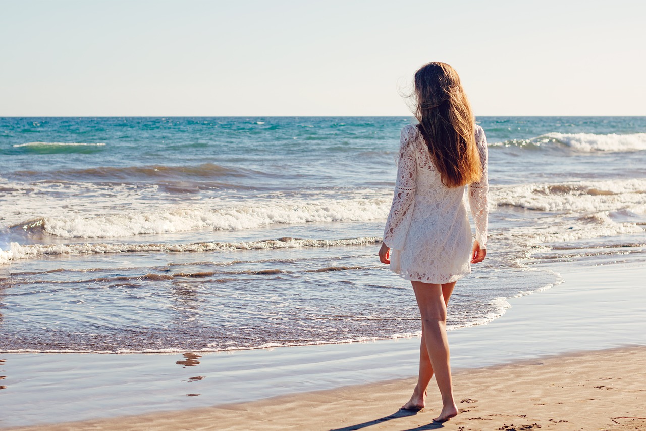 Imagen de mujer para preparar el cabello para el verano