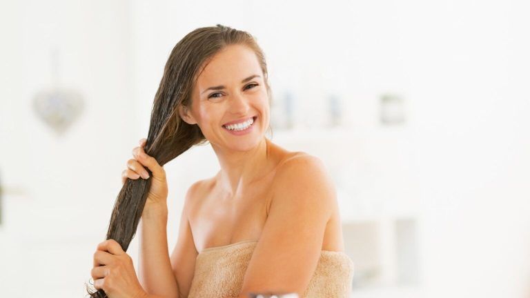 ¿Qué es el Hair Slugging y qué beneficios tiene para tu pelo?